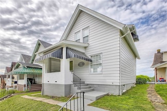 724 Saint Clair Ave, Jeannette, PA 15644
