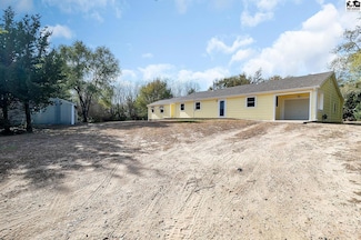 5517 E 17th Ave, Hutchinson, KS 67501