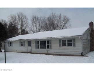 6285 Georgia Rd, Nashport, OH 43830
