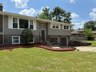 16740 Forest Ave, Oak Forest, IL 60452