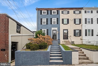 325 W Chestnut St, West Chester, PA 19380