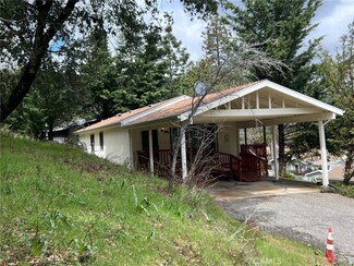 43555 Highway 41 Unit C-6, Oakhurst, CA 93644