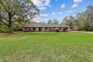 614 Timber Ridge Rd, Pensacola, FL 32534