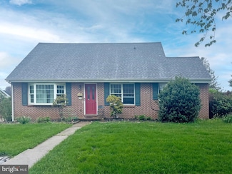 510 W Granada Ave, Hershey, PA 17033