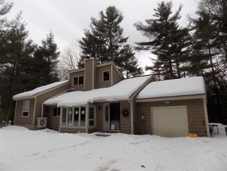 231 Dandiview Rd, Conway, NH 03818