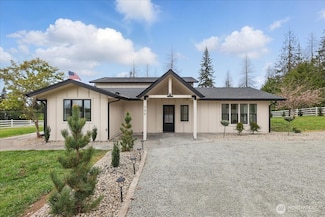 150 Cliff Robinson Ln, Sequim, WA 98382