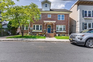 8 Kirkwood Place Unit 2, Caldwell, NJ 07006