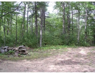 2 Old Stage Rd, Barre, MA 01005