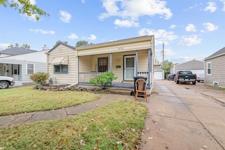 832 S 10th St, Salina, KS 67401