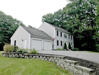 479 White Pond Rd, Lancaster, MA 01523