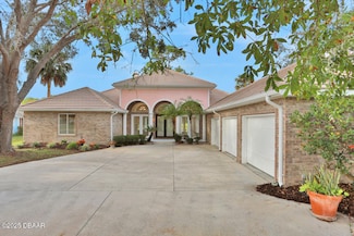 132 Mallard Ln, Daytona Beach, FL 32119
