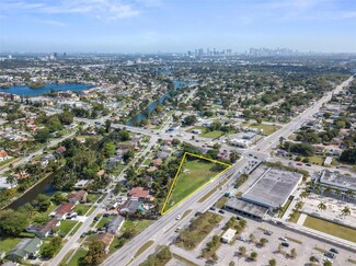 9521 NW 17th Ave, Miami, FL 33147