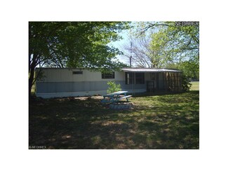 6280 Fenkell Rd, Andover, OH 44003