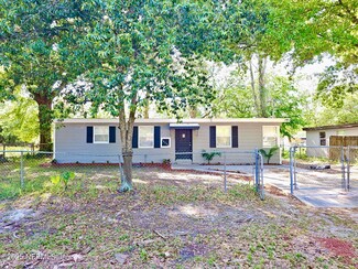 10536 Wooster Dr, Jacksonville, FL 32218