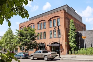 161 St Paul St Unit 302, Burlington, VT 05401