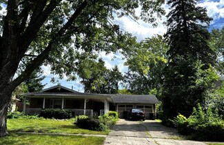 2S063 Valley Rd, Lombard, IL 60148