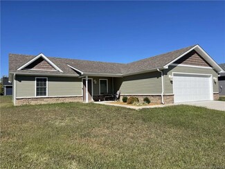1168 Hidden Meadows Ct, Scottsburg, IN 47170