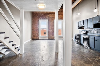 113 W 5th St Unit 303, Kansas City, MO 64105