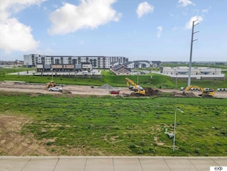 20132 R St, Elkhorn, NE 68022