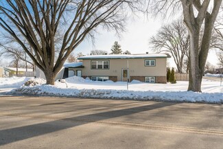 1304 N Cleveland Ave, Fergus Falls, MN 56537
