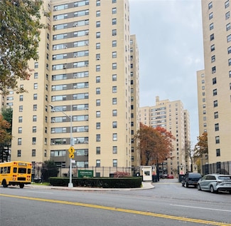 2 Fordham Hill Oval Unit 2B, Bronx, NY 10468
