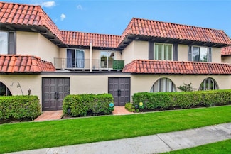 3037 Club House Cir, Costa Mesa, CA 92626