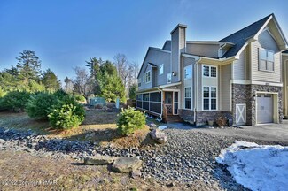 1538 Assembly Lodge Ln, Pocono Pines, PA 18350
