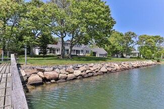 15 Wequasset Rd, Harwich Port, MA 02646