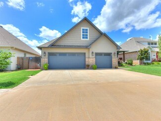 2205 Marjorie Ln, Yukon, OK 73099