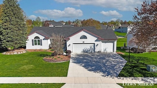 4463 Creek View Dr, Hudsonville, MI 49426