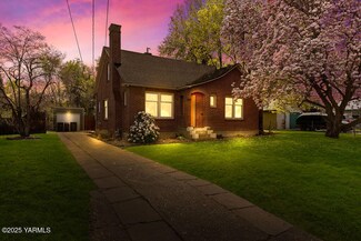 1708 Monroe Ave, Yakima, WA 98902