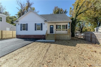 25612 Surry Ave, Petersburg, VA 23803