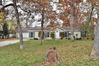5716 E 1125 N, Demotte, IN 46310
