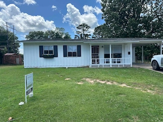 1004 Bloomfield Dr, Pine Bluff, AR 71601