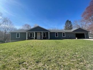 33067 School St, Dowagiac, MI 49047