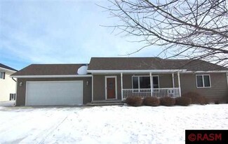 701 Pine St, Nicollet, MN 56074