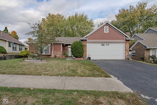 7648 Trophy Club Dr S, Indianapolis, IN 46214