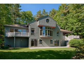 94 Pipers Point Ln, Alton, NH 03809