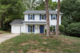 11804 Larkridge Ct, Charlotte, NC 28226