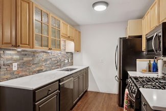 1601 N Innsbruck Dr Unit 310, Fridley, MN 55432
