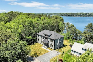 2 Buttercup Ln, South Yarmouth, MA 02664