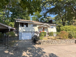 119 Franklin St, Fitchburg, MA 01420
