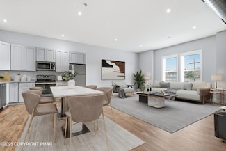 55 N Courtland St Unit 205, East Stroudsburg, PA 18301