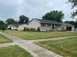 402 Boardwalk, Hebron, IN 46341