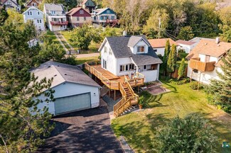 2211 W 11th St, Duluth, MN 55806
