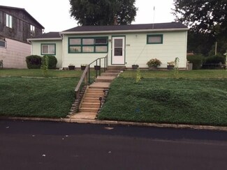 3704 3rd Ave, Koppel, PA 16136