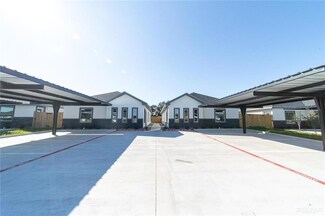 711 Palmer Rd Unit 2, Mission, TX 78573