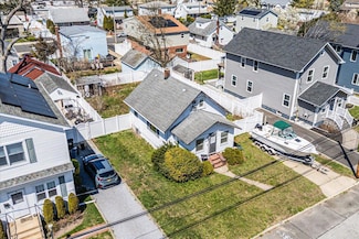 2439 Berkeley Place, Bellmore, NY 11710