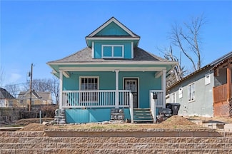 2414 Spruce Ave, Kansas City, MO 64127