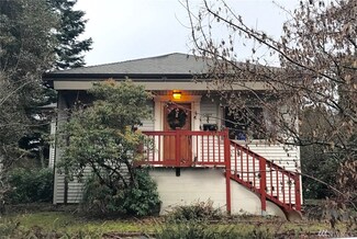 5447 45th Ave SW, Seattle, WA 98136